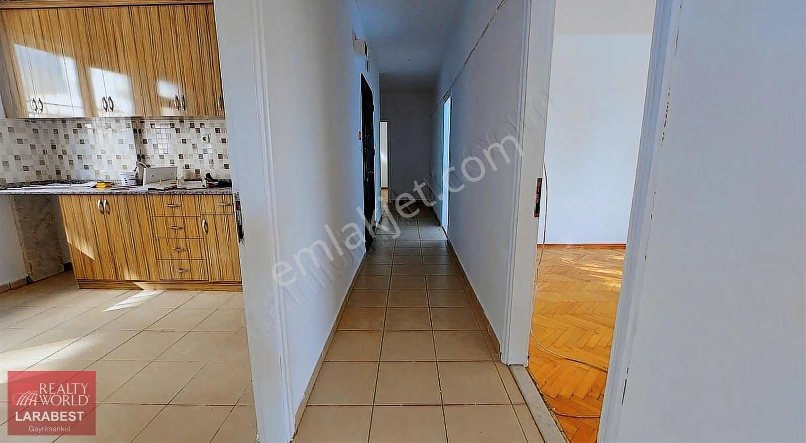 Narenciye'de Sampi Kavşağı Yakınında 3+1kiralık Daire - Görsel 10