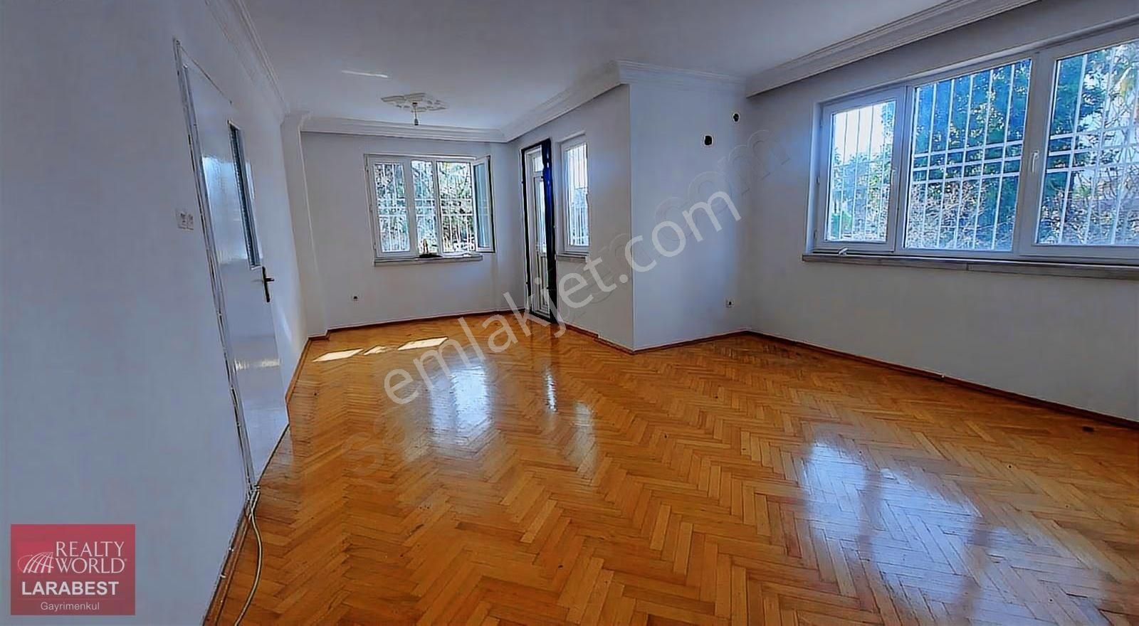 Narenciye'de Sampi Kavşağı Yakınında 3+1kiralık Daire - Görsel 6