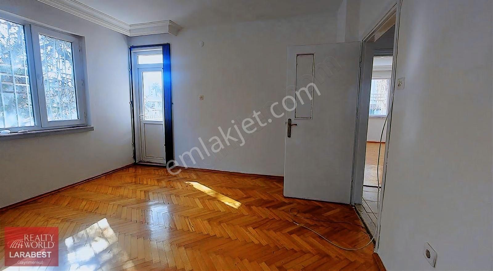 Narenciye'de Sampi Kavşağı Yakınında 3+1kiralık Daire - Görsel 4