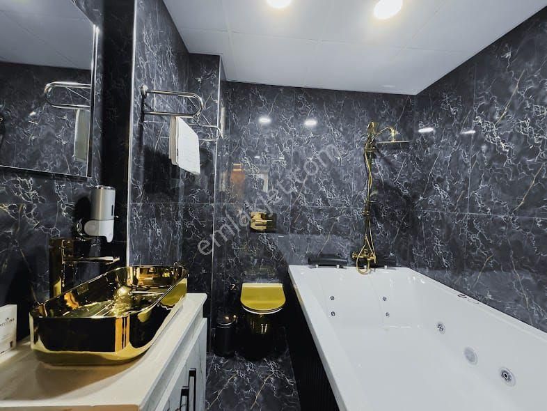 Gaziosmanpaşa Yenimahalle'de Jakuzili Kiralık Lüks Daireler - Görsel 4