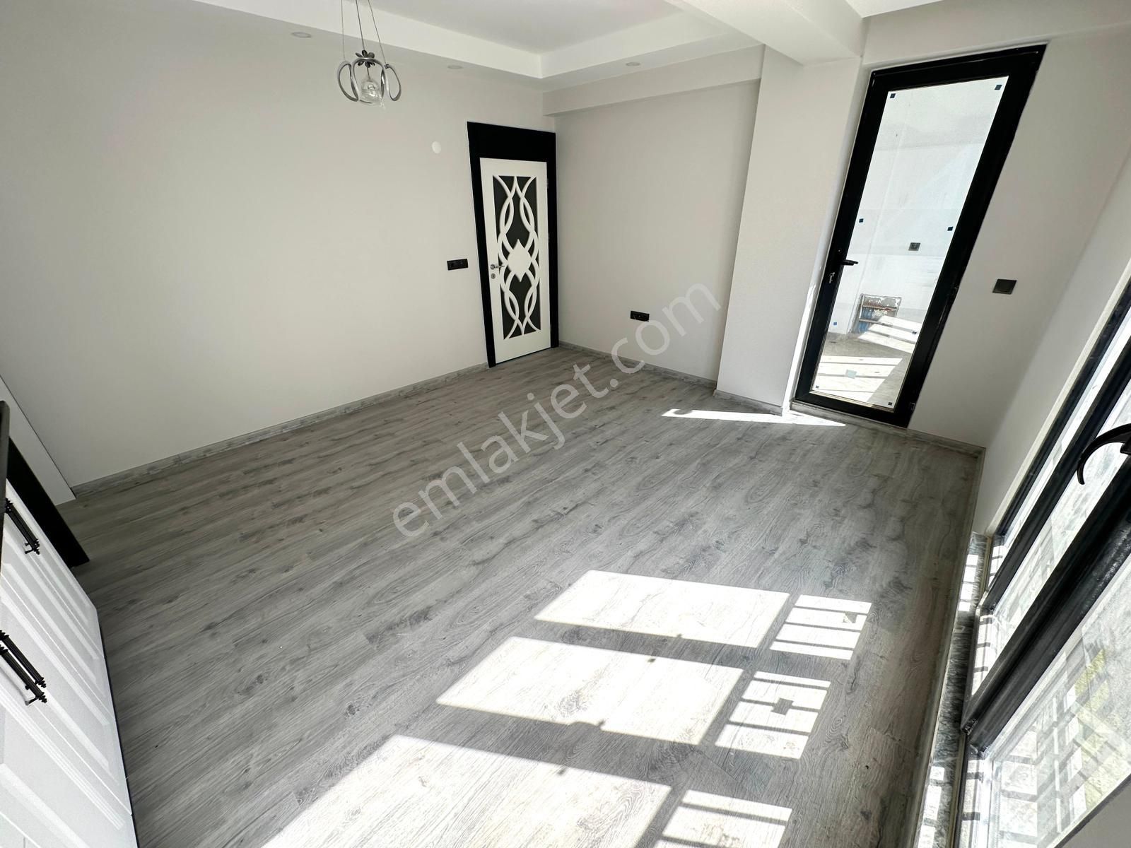 🏡 Referans'tan Akçay'da Şık Tasarımlı Kapalı Otoparklı 1+1 Daire - Görsel 7