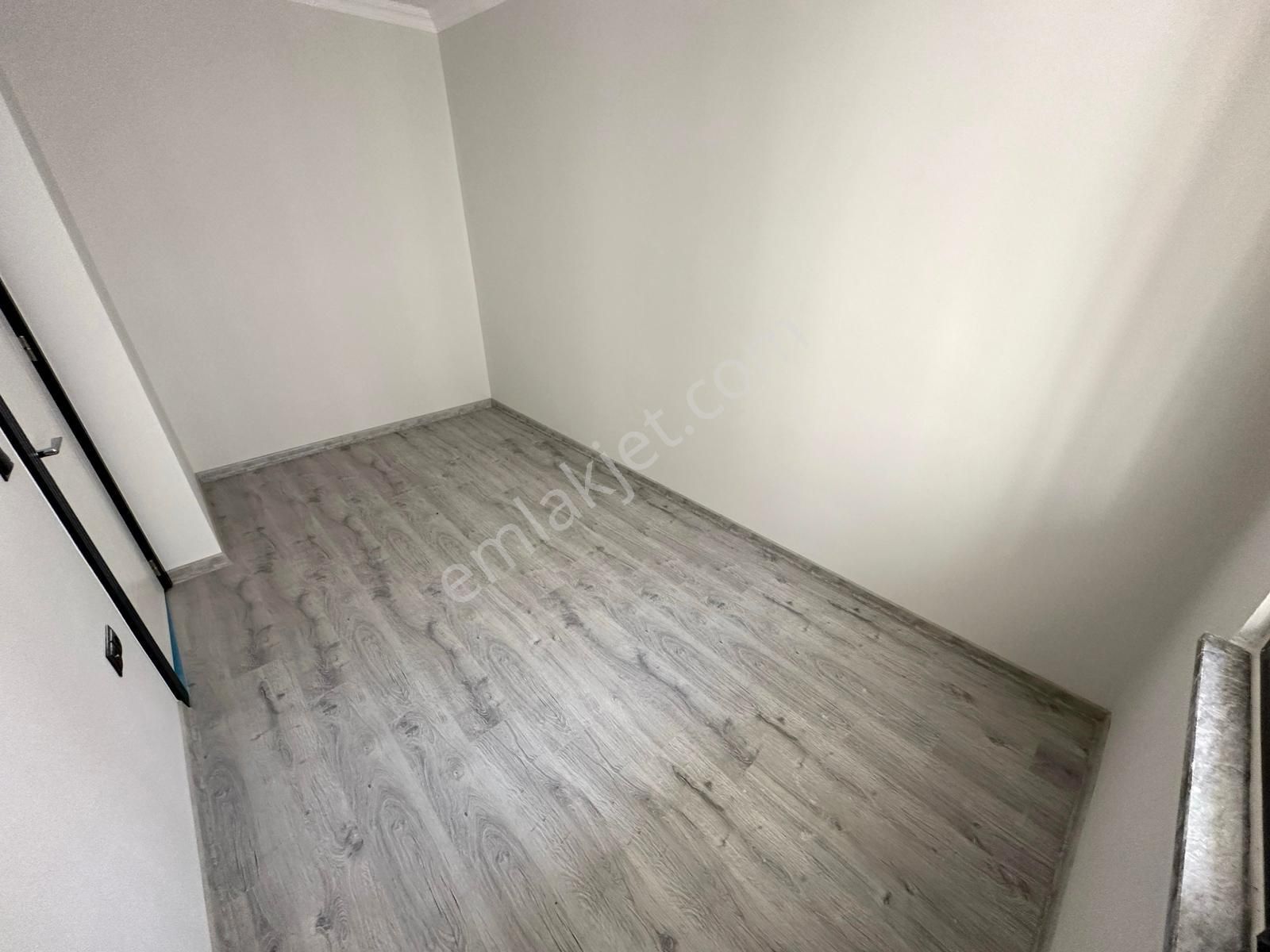 🏡 Referans'tan Akçay'da Şık Tasarımlı Kapalı Otoparklı 1+1 Daire - Görsel 19