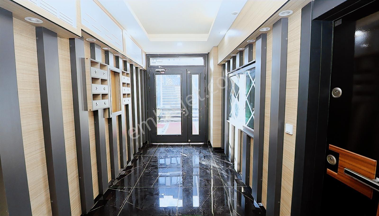 Beylikdüzü Kavaklı Satılık Daire Girişkat - Görsel 23