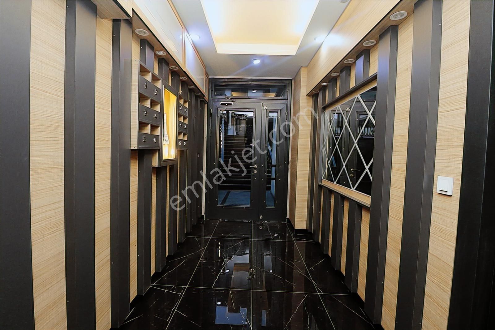 Beylikdüzü Kavaklı Satılık Daire Girişkat - Görsel 6