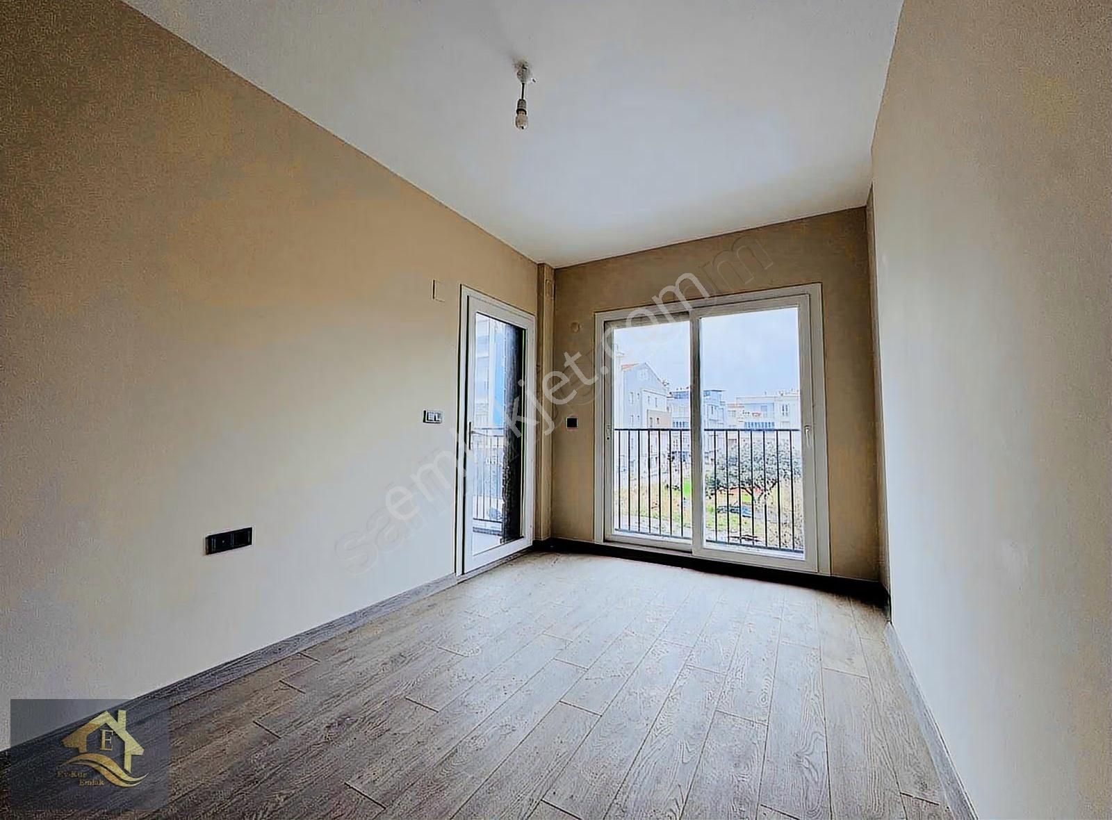 Kuşadası Davutlar'da Ara Kat Ebeveyn Banyolu Satılık 2+1 Daire - Görsel 3