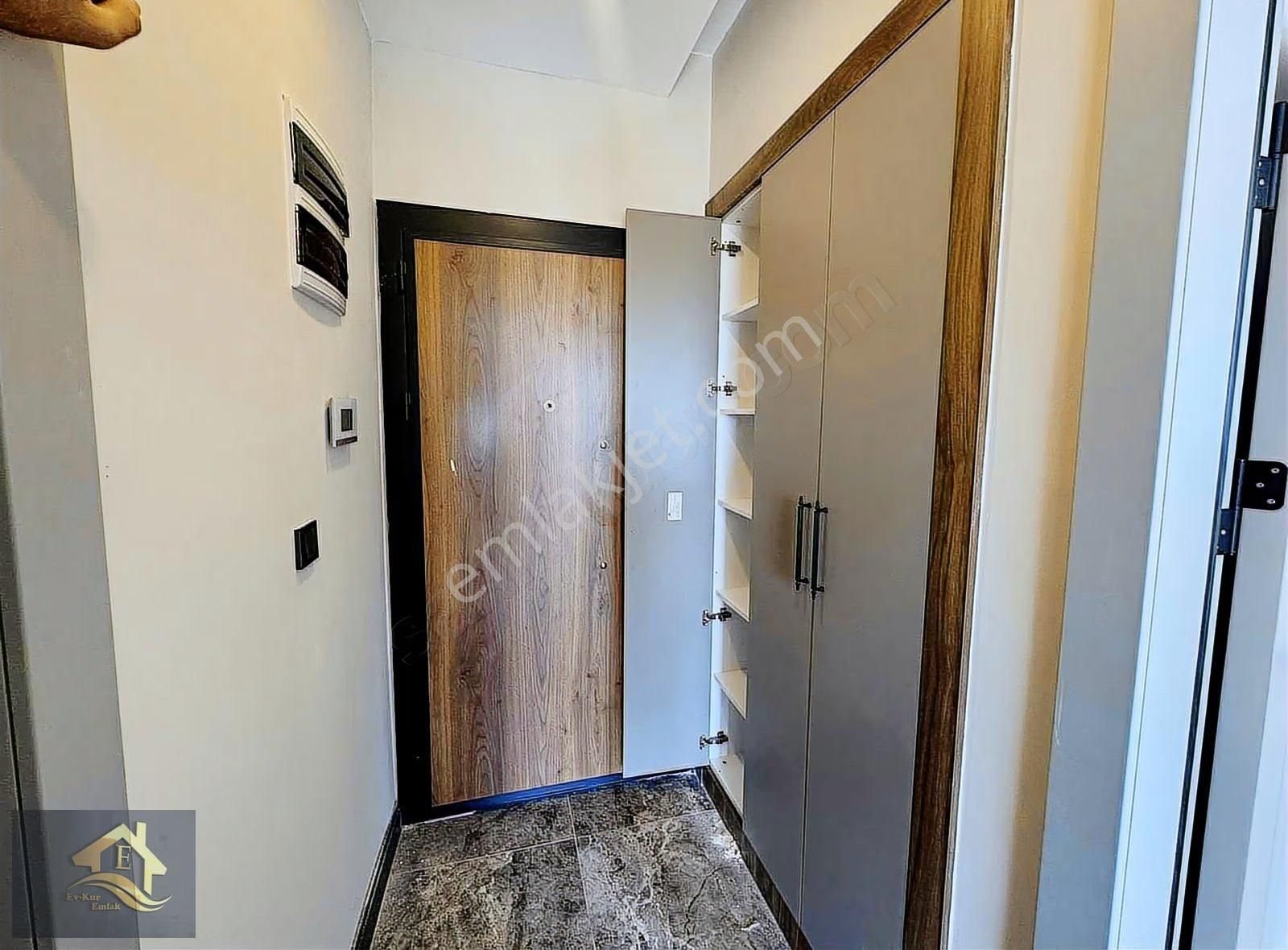 Kuşadası Davutlar'da Ara Kat Ebeveyn Banyolu Satılık 2+1 Daire - Görsel 27