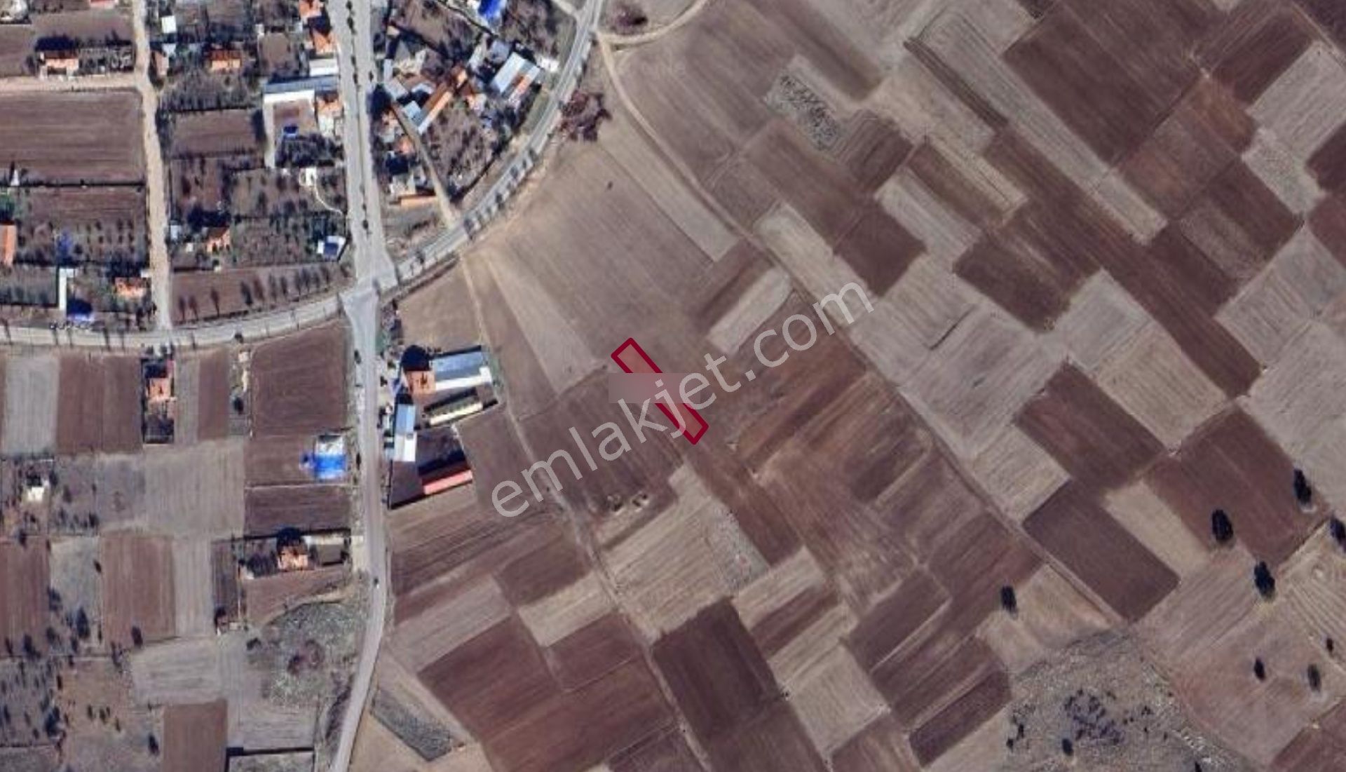 Akören Hacılar Merkez Dibi 750 M² Müstakil Tapulu Tarla