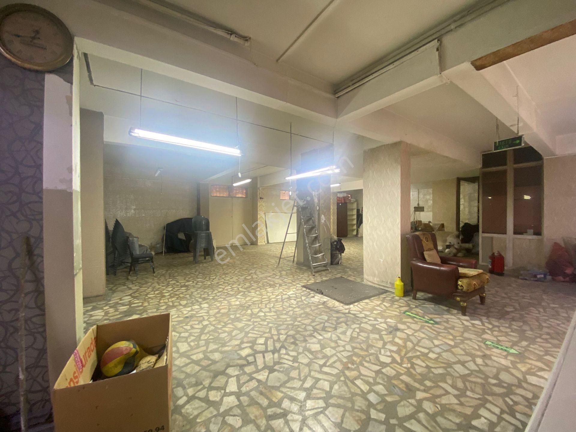 İstanbul House'dan Bahçelievler Soğanlı'da 350m2 Dükkan - Görsel 3