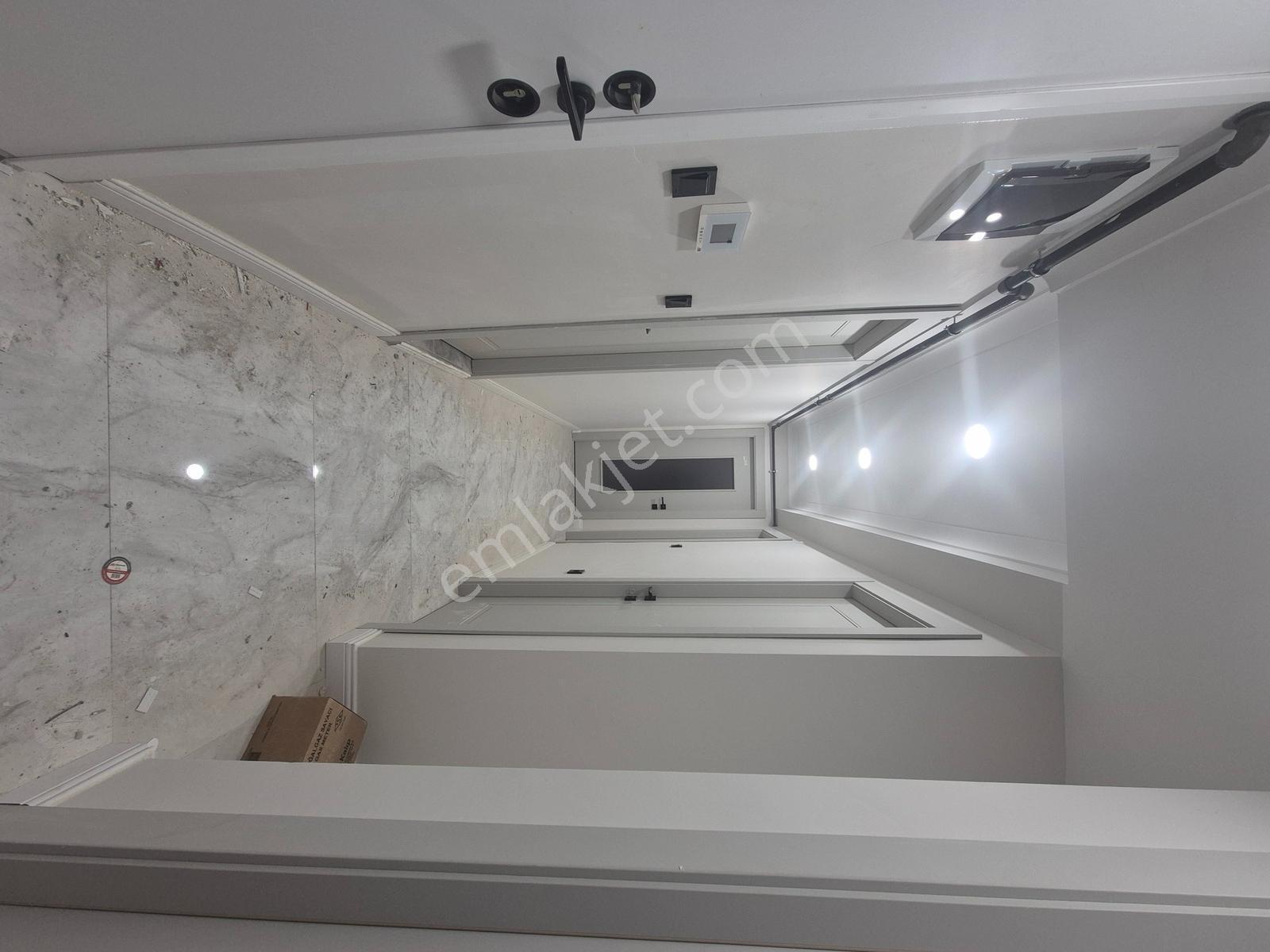 Armaxdan Bağlarbaşın Caddesinde 190m2 Ultra Lüx Dublex Daire - Görsel 15