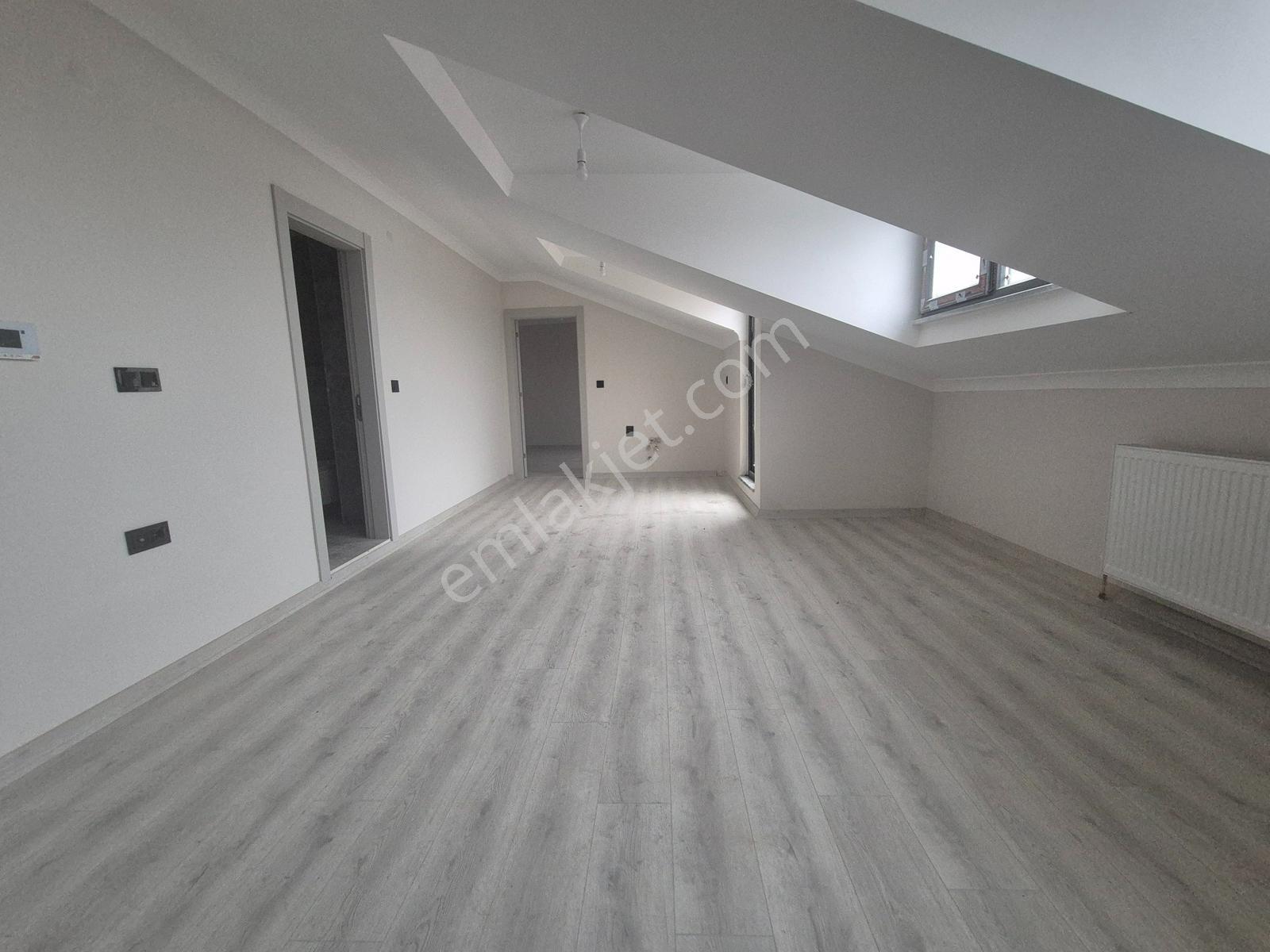 Armaxdan Bağlarbaşın Caddesinde 190m2 Ultra Lüx Dublex Daire - Görsel 18