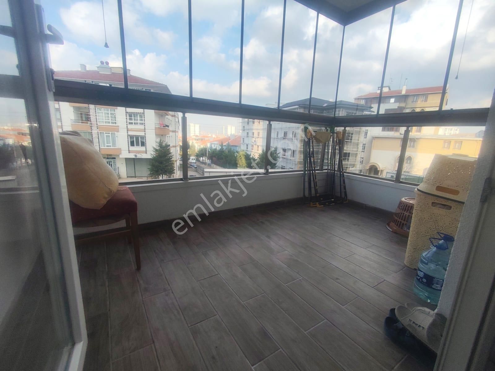 Yılmaz Gayrimenkulden Emsalli Cadde Üzeri Kacmaz 4+1 Fırsat Dairesi - Görsel 9