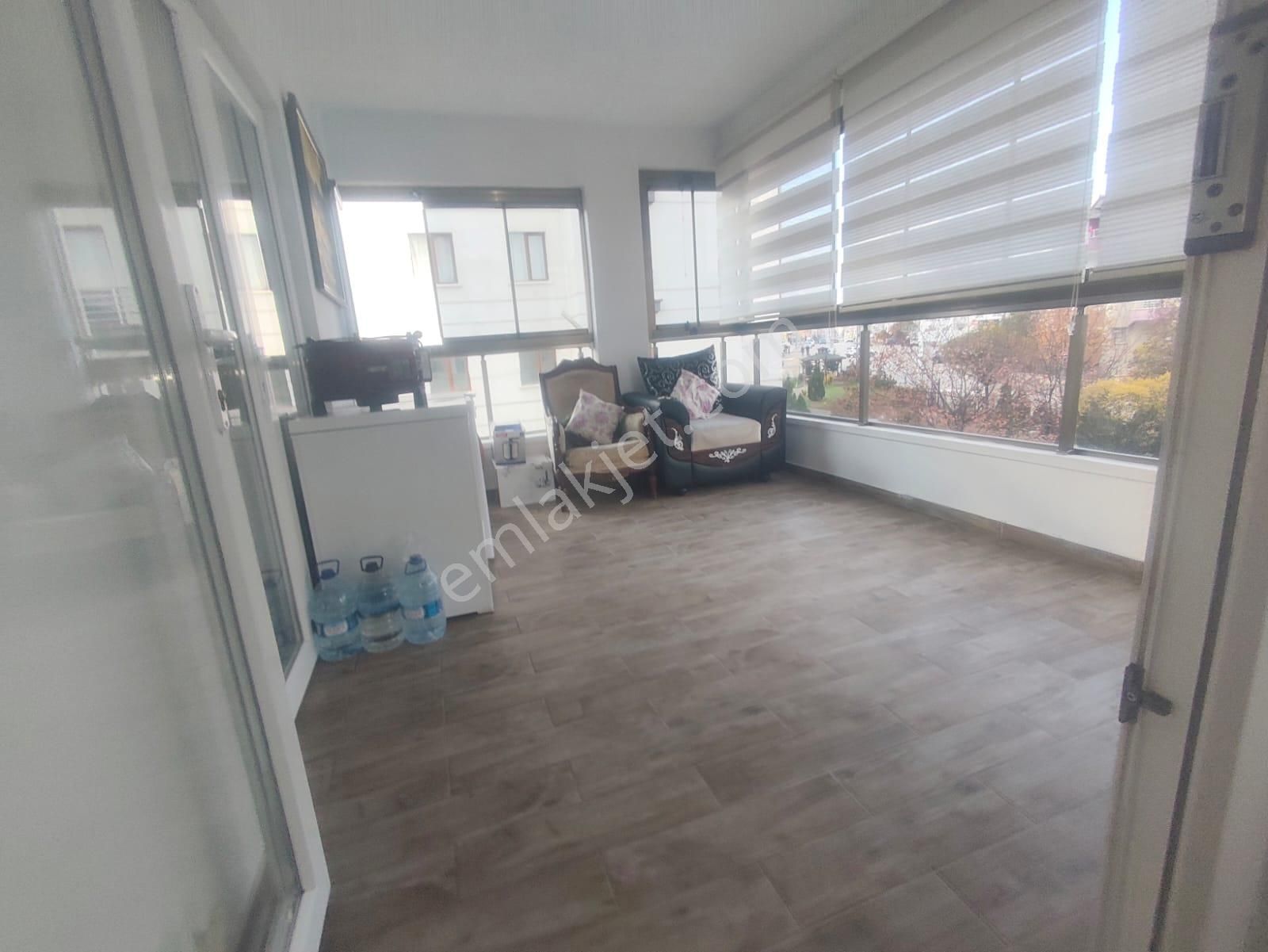 Yılmaz Gayrimenkulden Emsalli Cadde Üzeri Kacmaz 4+1 Fırsat Dairesi - Görsel 5