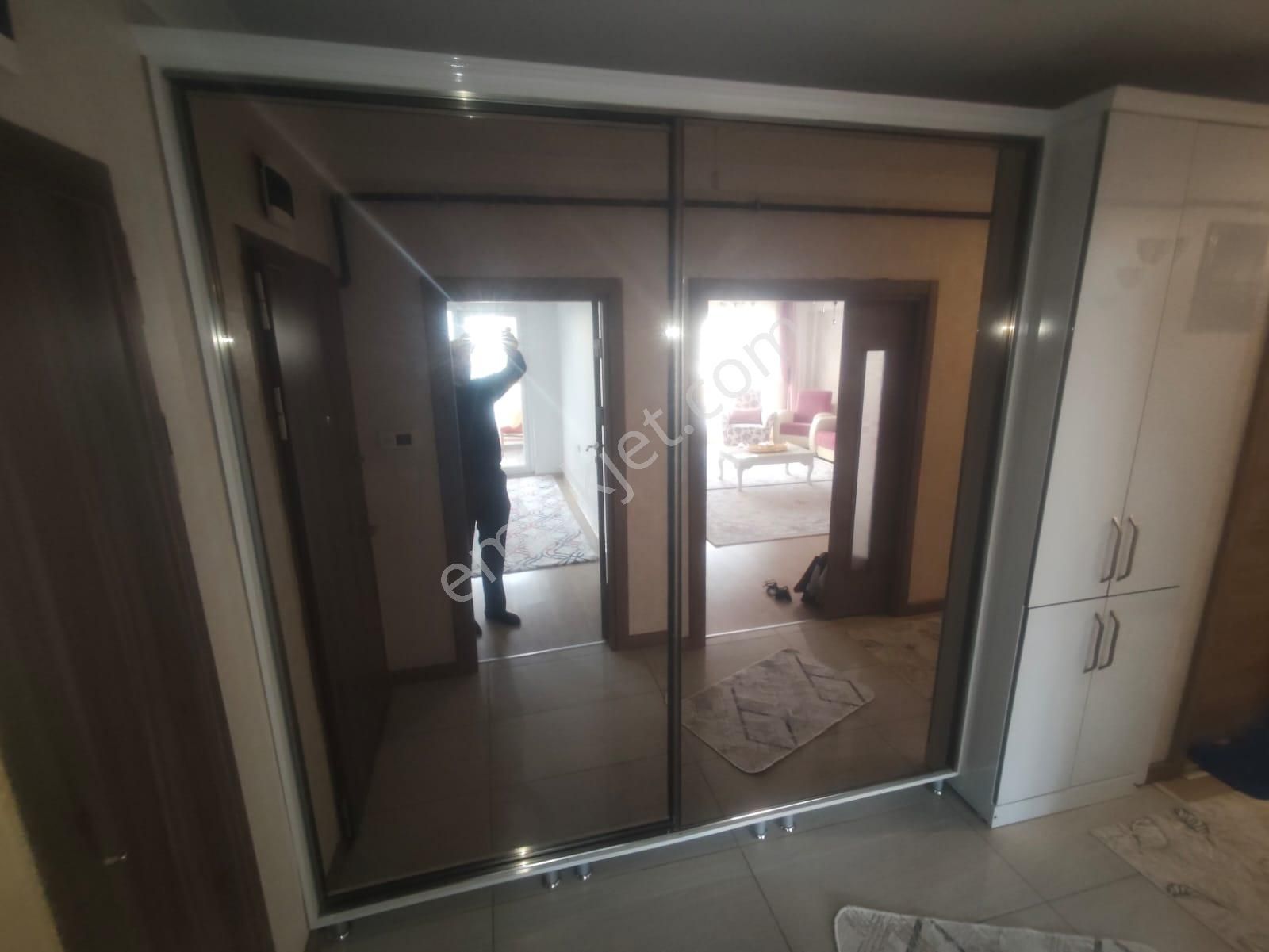 Yılmaz Gayrimenkulden Emsalli Cadde Üzeri Kacmaz 4+1 Fırsat Dairesi - Görsel 33