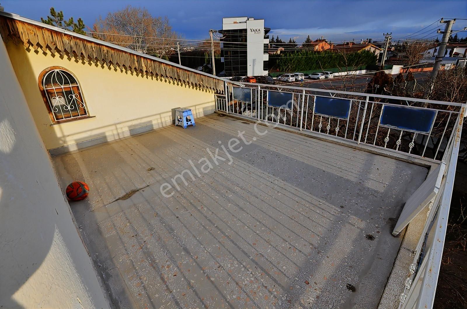 Talha Tozduman'dan Meram Yaka'da 6+1 Oda Müstakil Ev Kiralık - Görsel 29