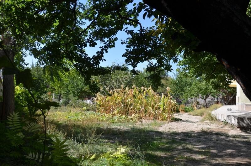 Talha Tozduman'dan Meram Yaka'da 6+1 Oda Müstakil Ev Kiralık - Görsel 6