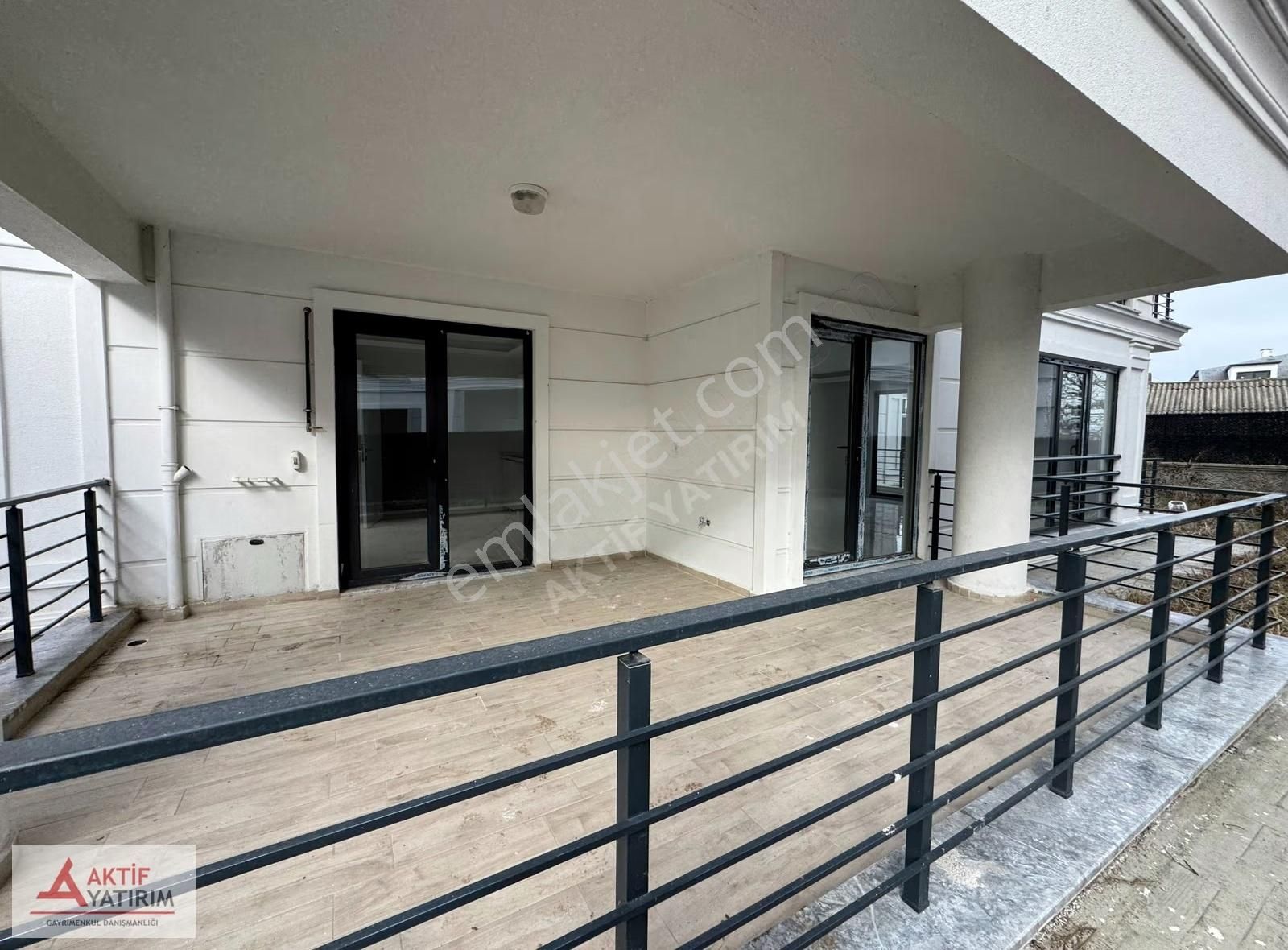 Villa Tadında Bahçeli Ayrı Girişli 3+1 Lüks Bahçe Dubleks - Görsel 12