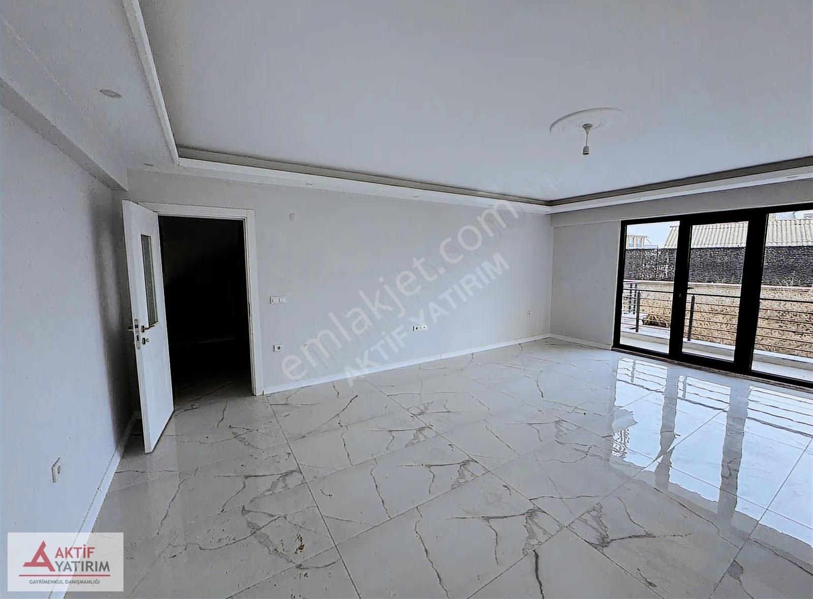 Villa Tadında Bahçeli Ayrı Girişli 3+1 Lüks Bahçe Dubleks - Görsel 15