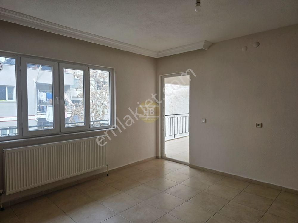 Hb'den 3+1 Kiralık Daire, Doğalgazlı, Mükemmel Ferahlıkta, Sakin Aile Apartmanı - Görsel 8