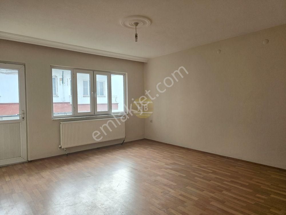 Hb'den 3+1 Kiralık Daire, Doğalgazlı, Mükemmel Ferahlıkta, Sakin Aile Apartmanı - Görsel 14