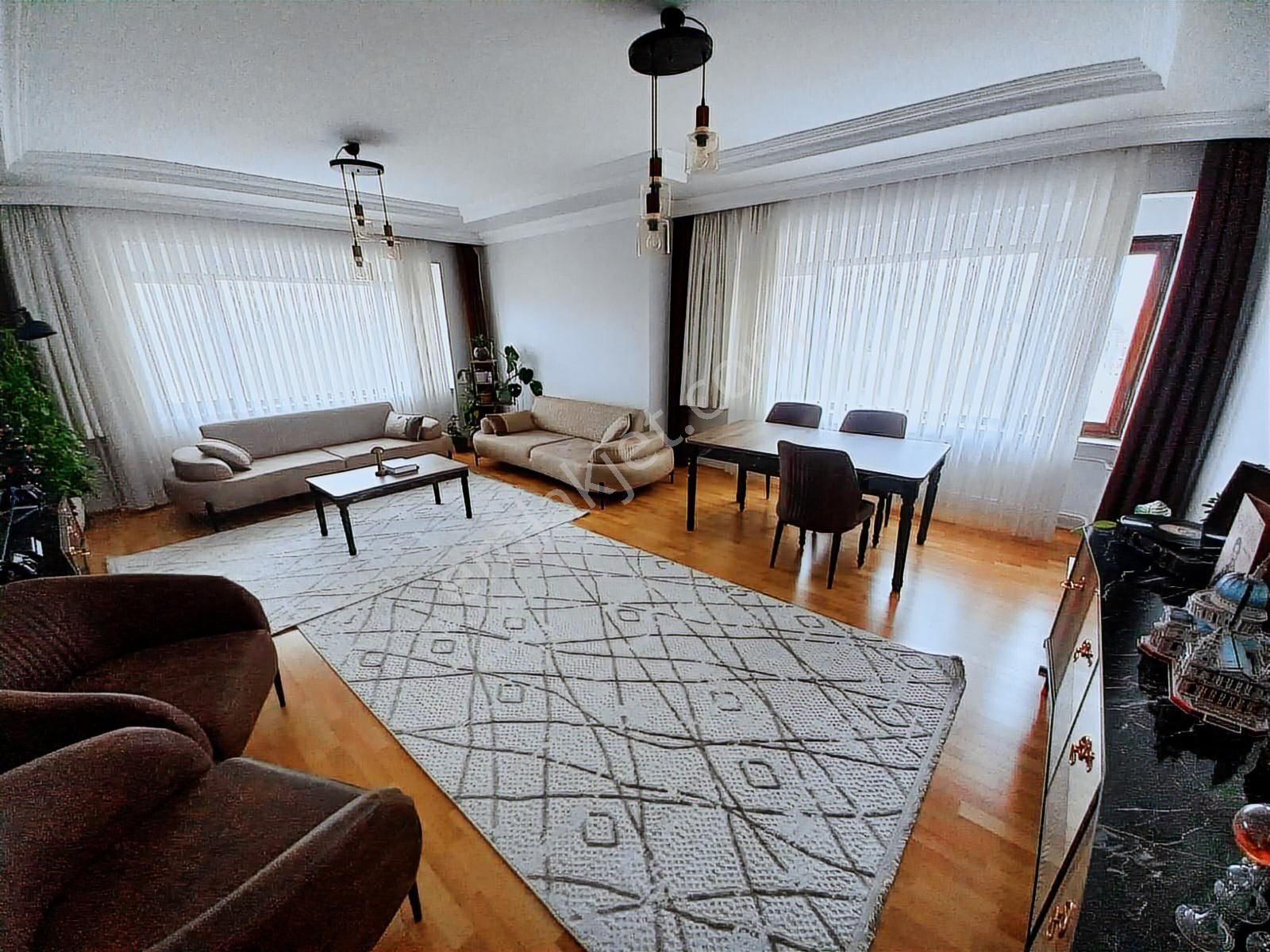 Otogar Karşısı Mustaş Sitesinde Yola Cephe Satılık 3+1 Daire - Görsel 2