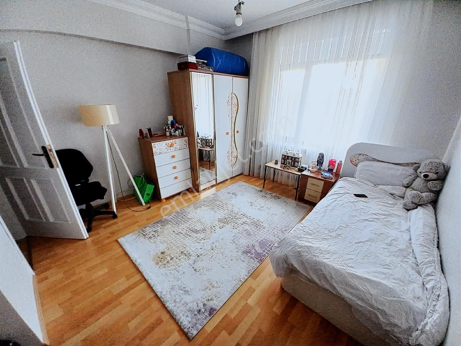 Otogar Karşısı Mustaş Sitesinde Yola Cephe Satılık 3+1 Daire - Görsel 4