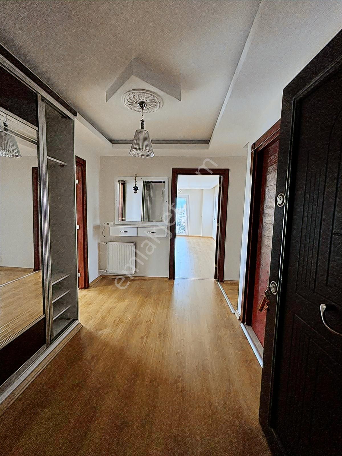 Kozan Gayrimenkulden Özgül Sitesinde 3+1 Geniş Ferah Daire - Görsel 5