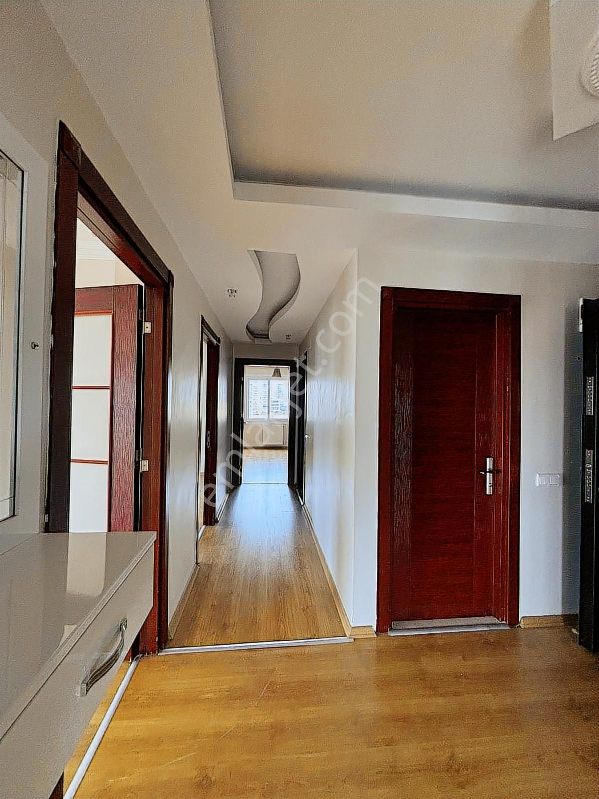 Kozan Gayrimenkulden Özgül Sitesinde 3+1 Geniş Ferah Daire - Görsel 11