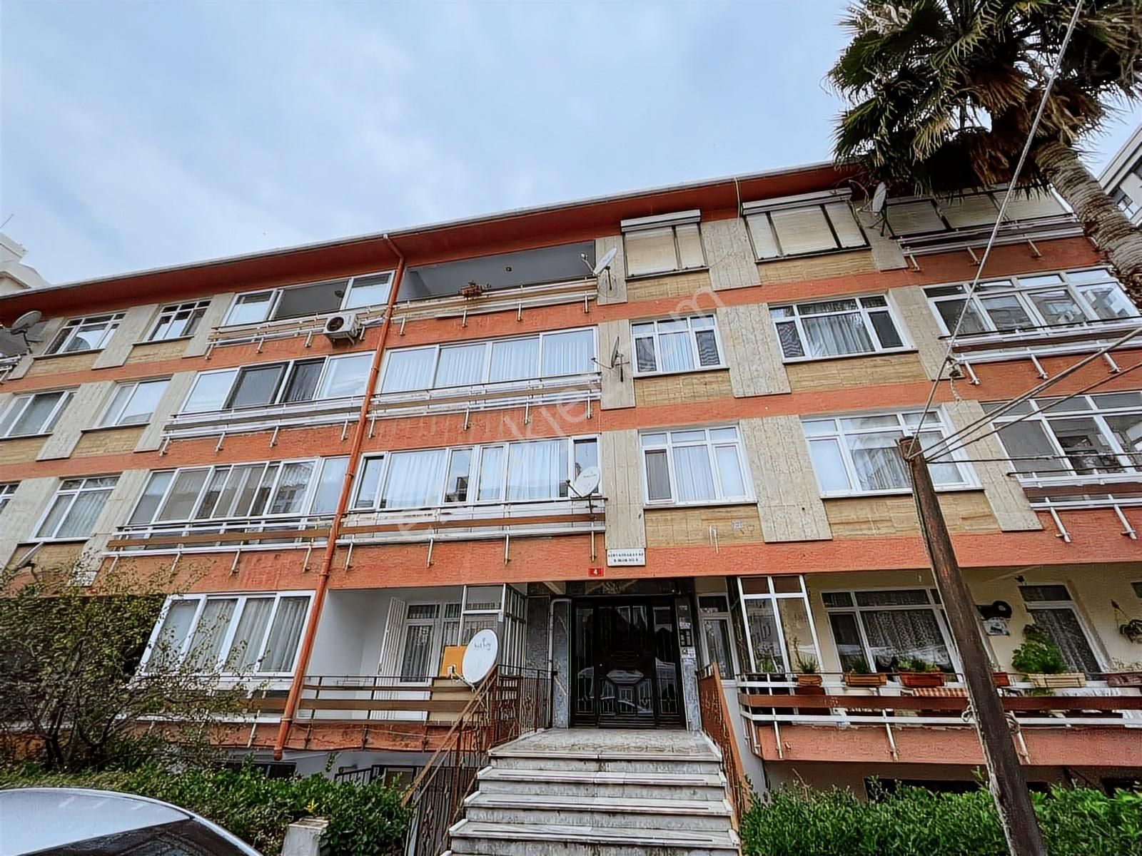 Erenköy'de Marmaraya Yakın Balkonlu Net 90m2 2+1 - Görsel 33