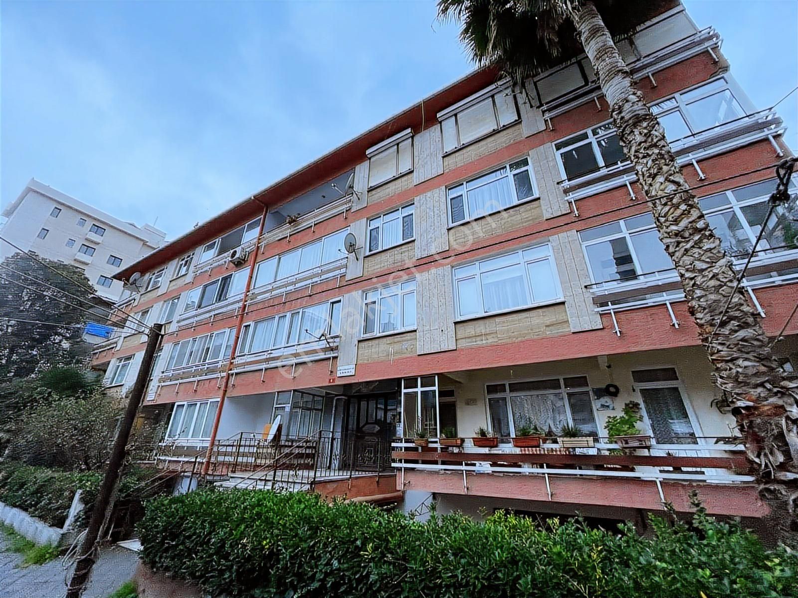 Erenköy'de Marmaraya Yakın Balkonlu Net 90m2 2+1 - Görsel 35