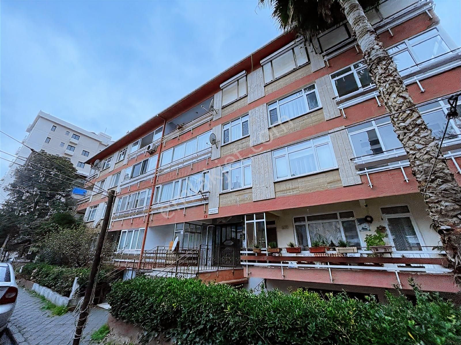 Erenköy'de Marmaraya Yakın Balkonlu Net 90m2 2+1 - Görsel 34