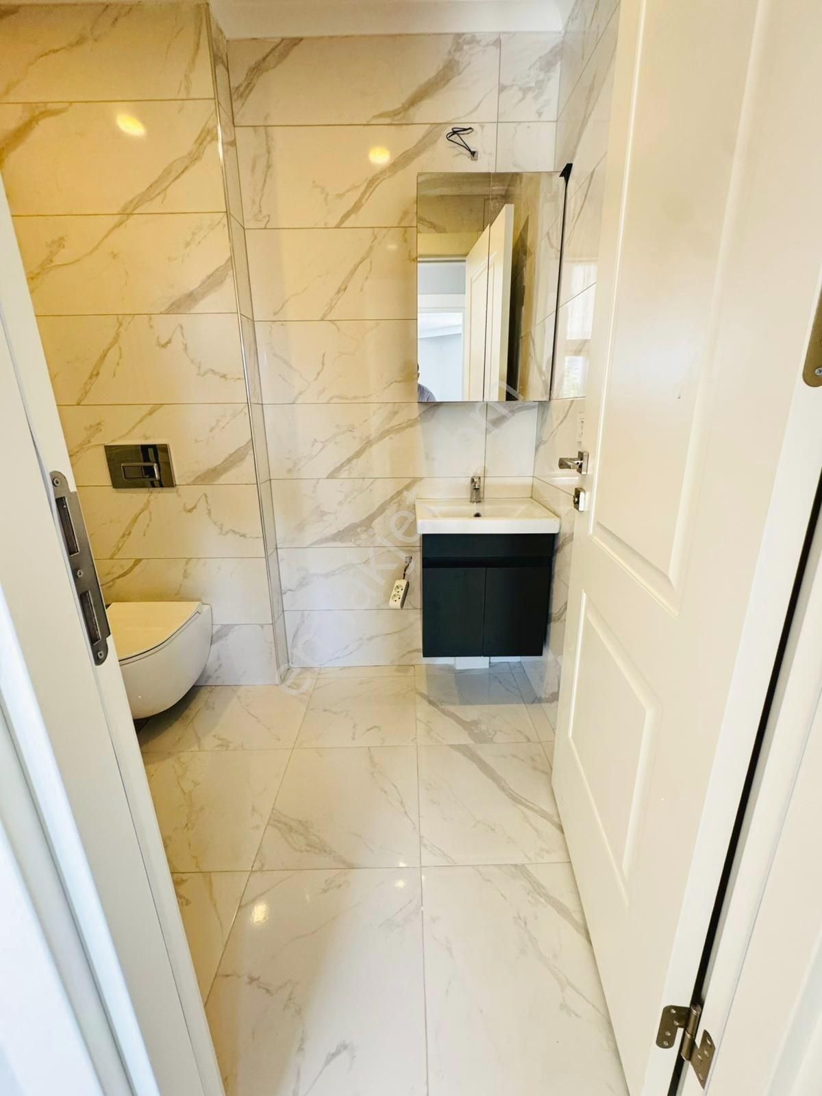 █ Konfor █ Küçükyalı'da Komple Ön Cephe 2.kat Balkonlu Sıfır 2+1 - Görsel 21