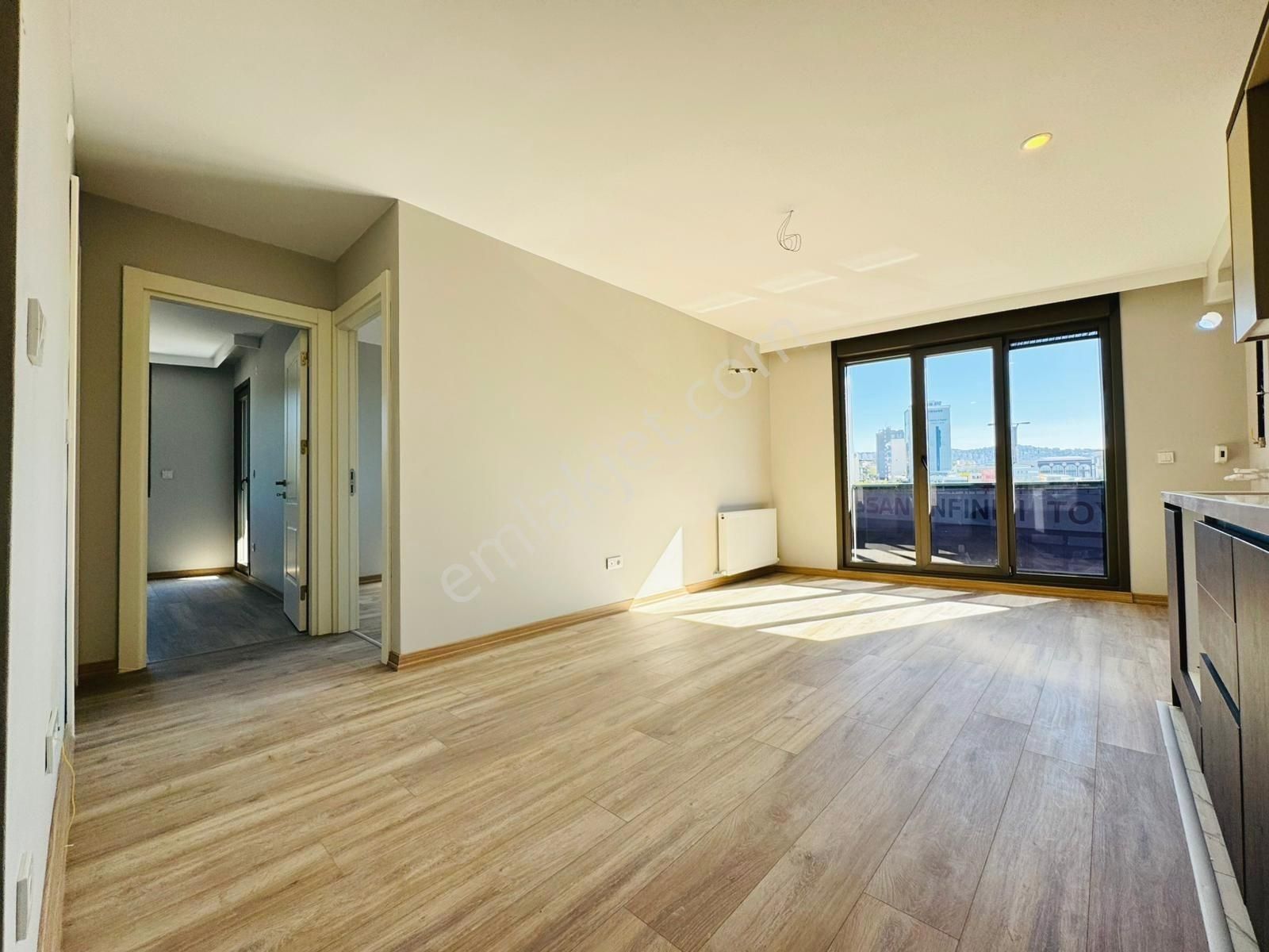 █ Konfor █ Küçükyalı'da Komple Ön Cephe 2.kat Balkonlu Sıfır 2+1 - Görsel 6