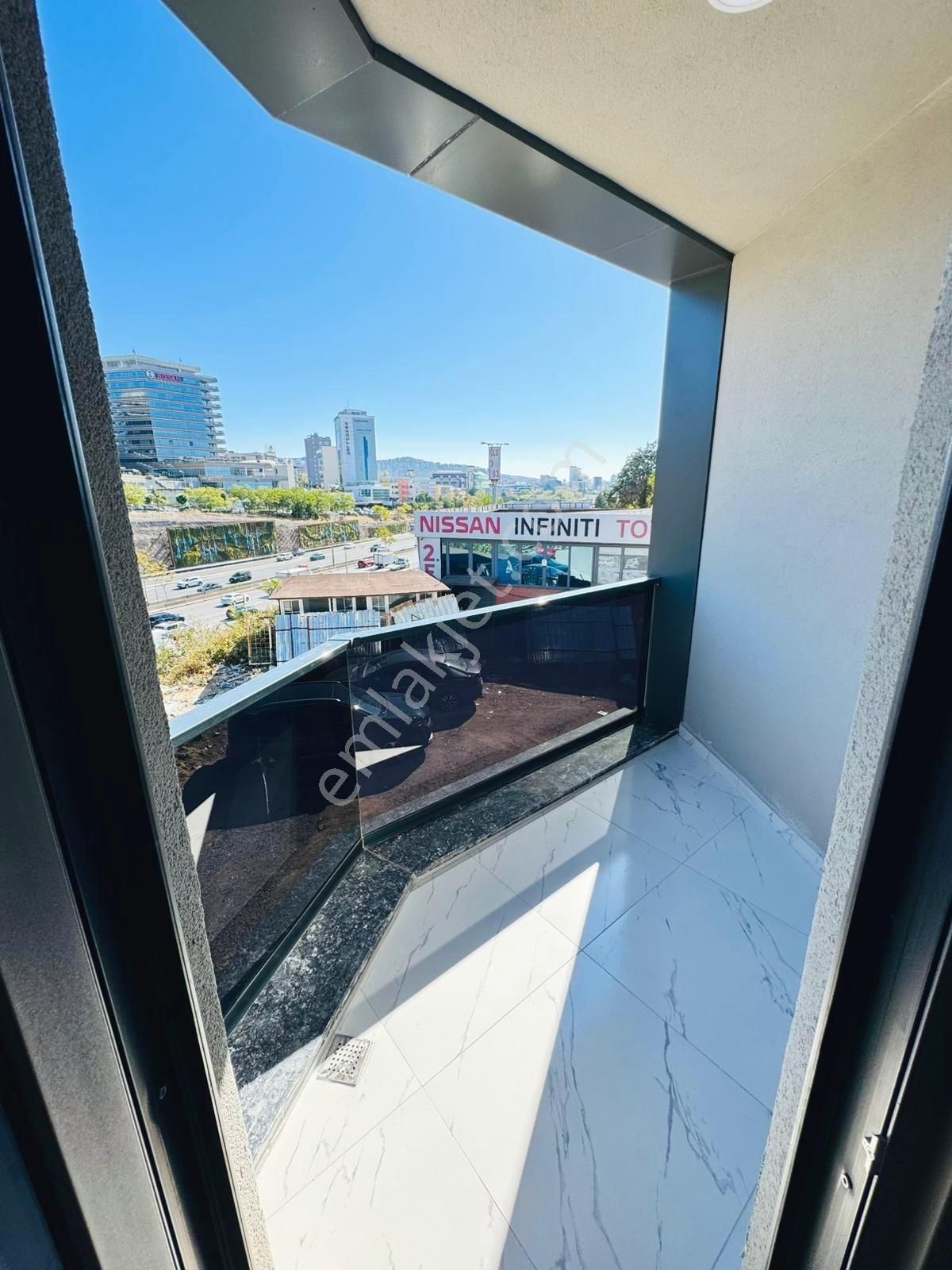 █ Konfor █ Küçükyalı'da Komple Ön Cephe 2.kat Balkonlu Sıfır 2+1 - Görsel 13