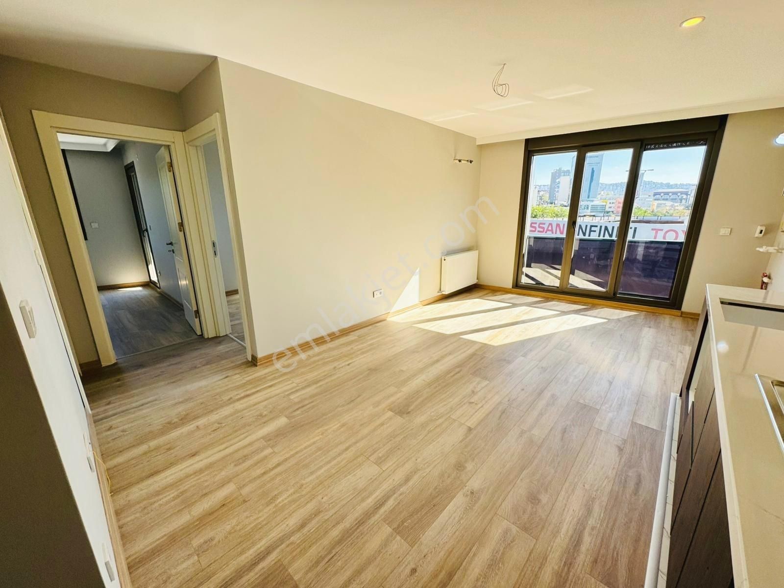 █ Konfor █ Küçükyalı'da Komple Ön Cephe 2.kat Balkonlu Sıfır 2+1 - Görsel 7