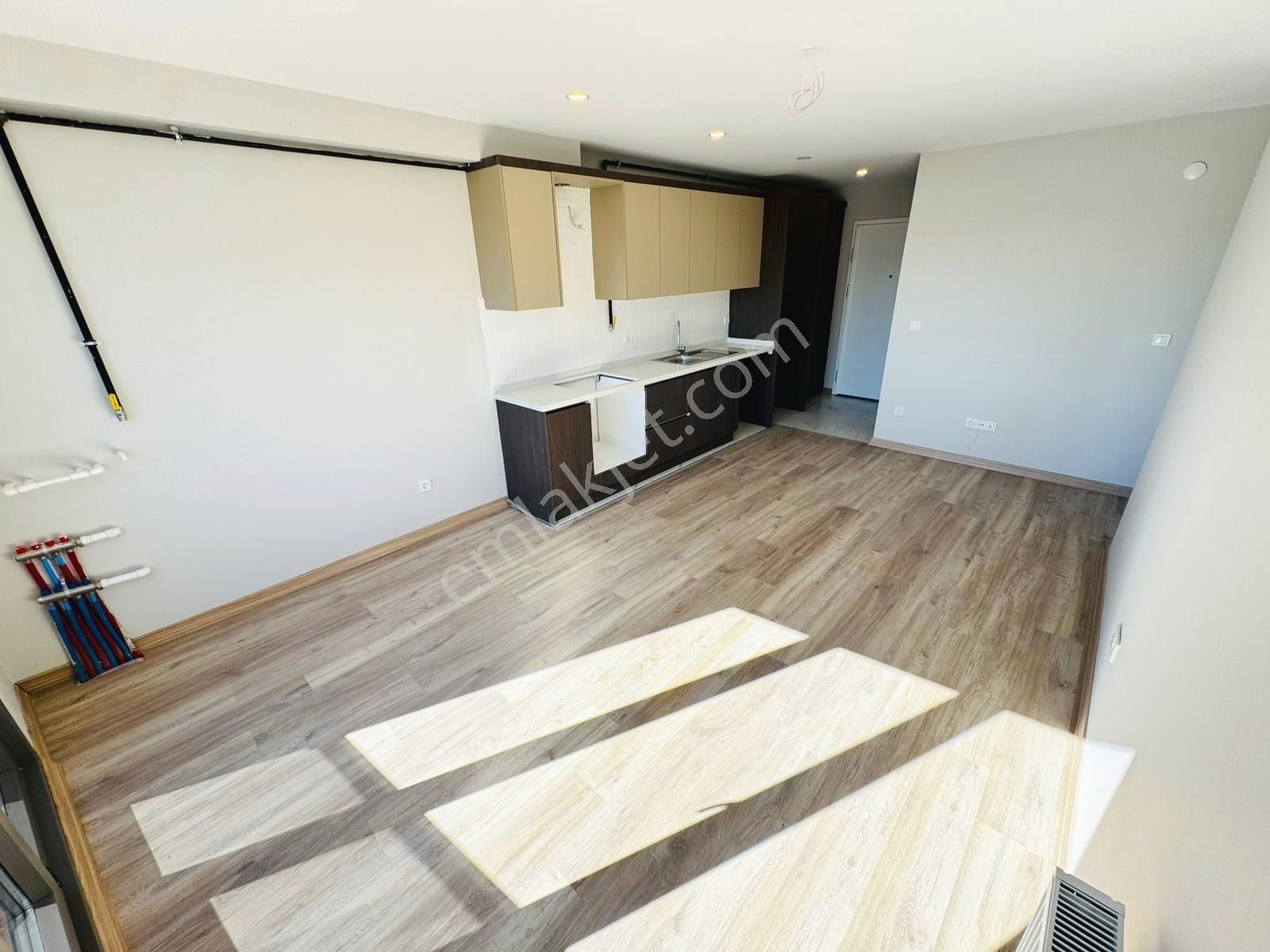 █ Konfor █ Küçükyalı'da Komple Ön Cephe 2.kat Balkonlu Sıfır 2+1 - Görsel 27