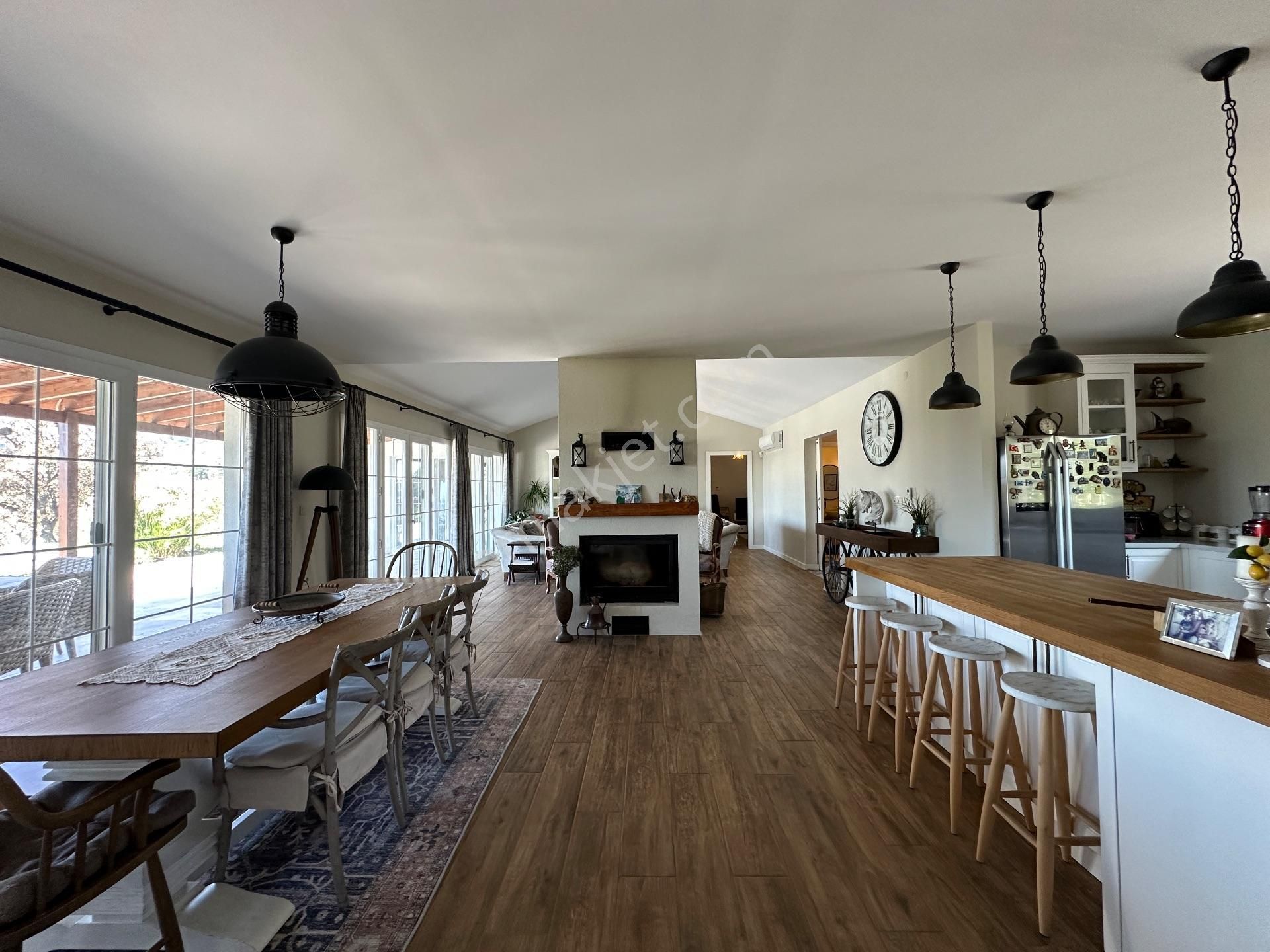 Urla Bademler 5 Dönüm Arsa İçerisinde Satılık 4+2 Müstakil Villa - Görsel 21