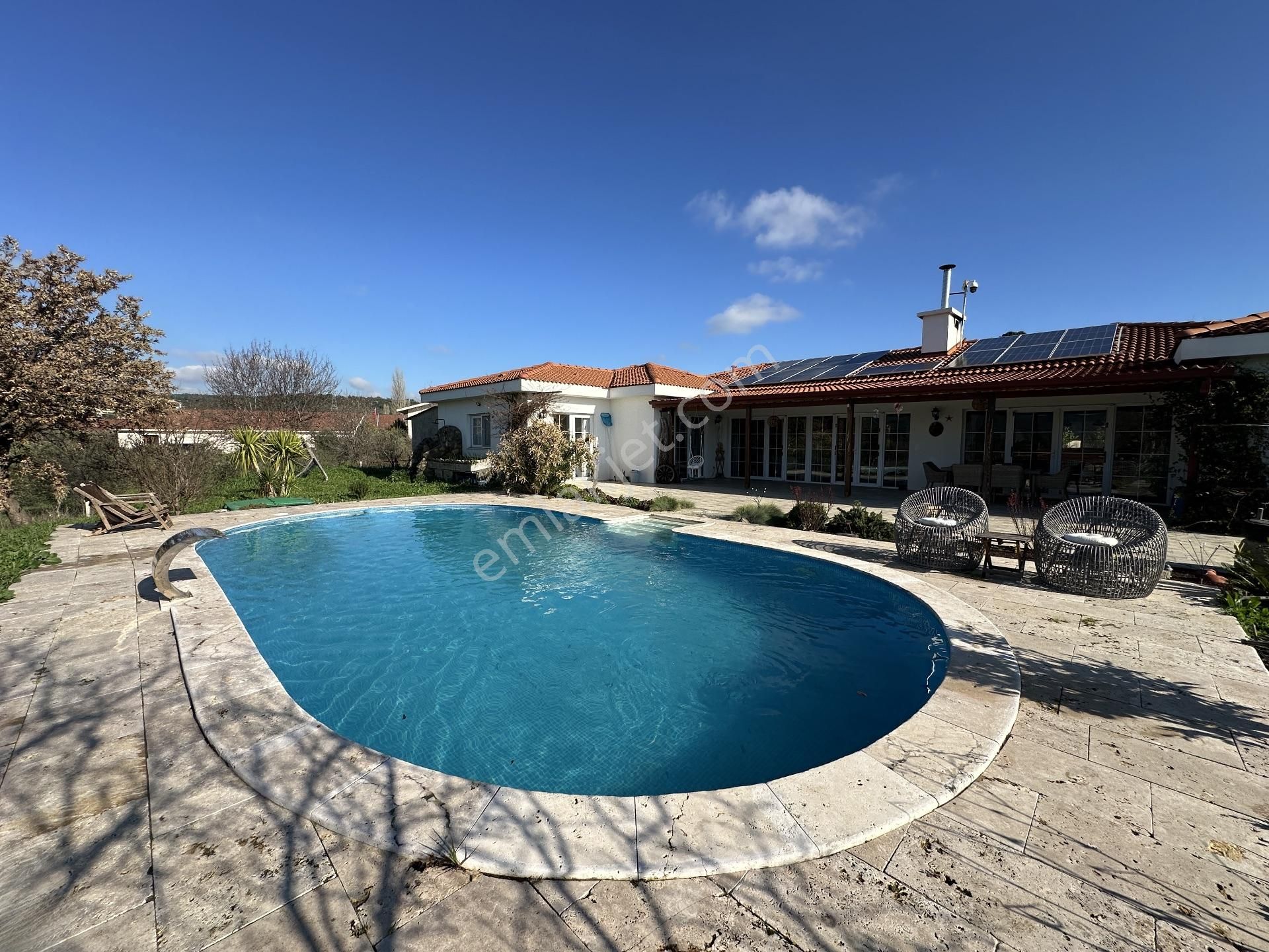 Urla Bademler 5 Dönüm Arsa İçerisinde Satılık 4+2 Müstakil Villa - Görsel 4