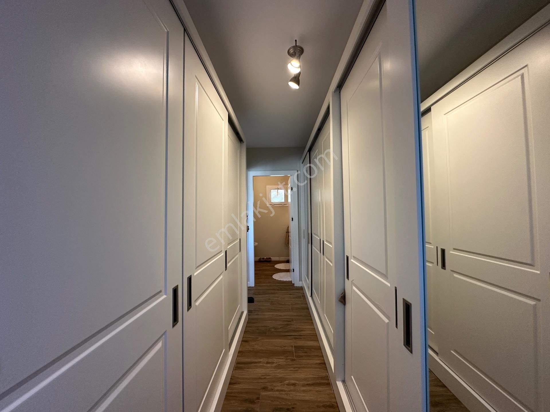 Urla Bademler 5 Dönüm Arsa İçerisinde Satılık 4+2 Müstakil Villa - Görsel 28