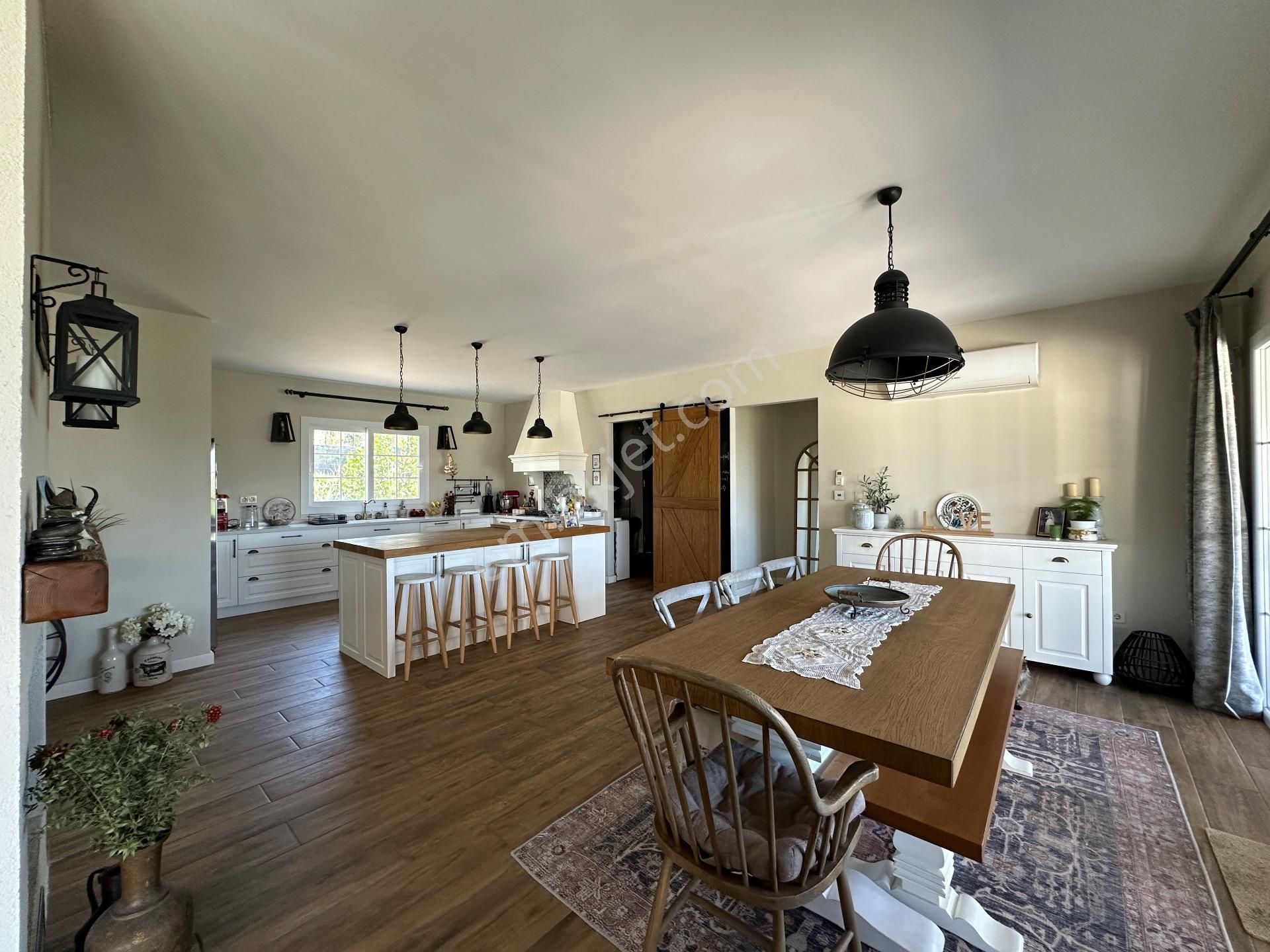 Urla Bademler 5 Dönüm Arsa İçerisinde Satılık 4+2 Müstakil Villa - Görsel 15