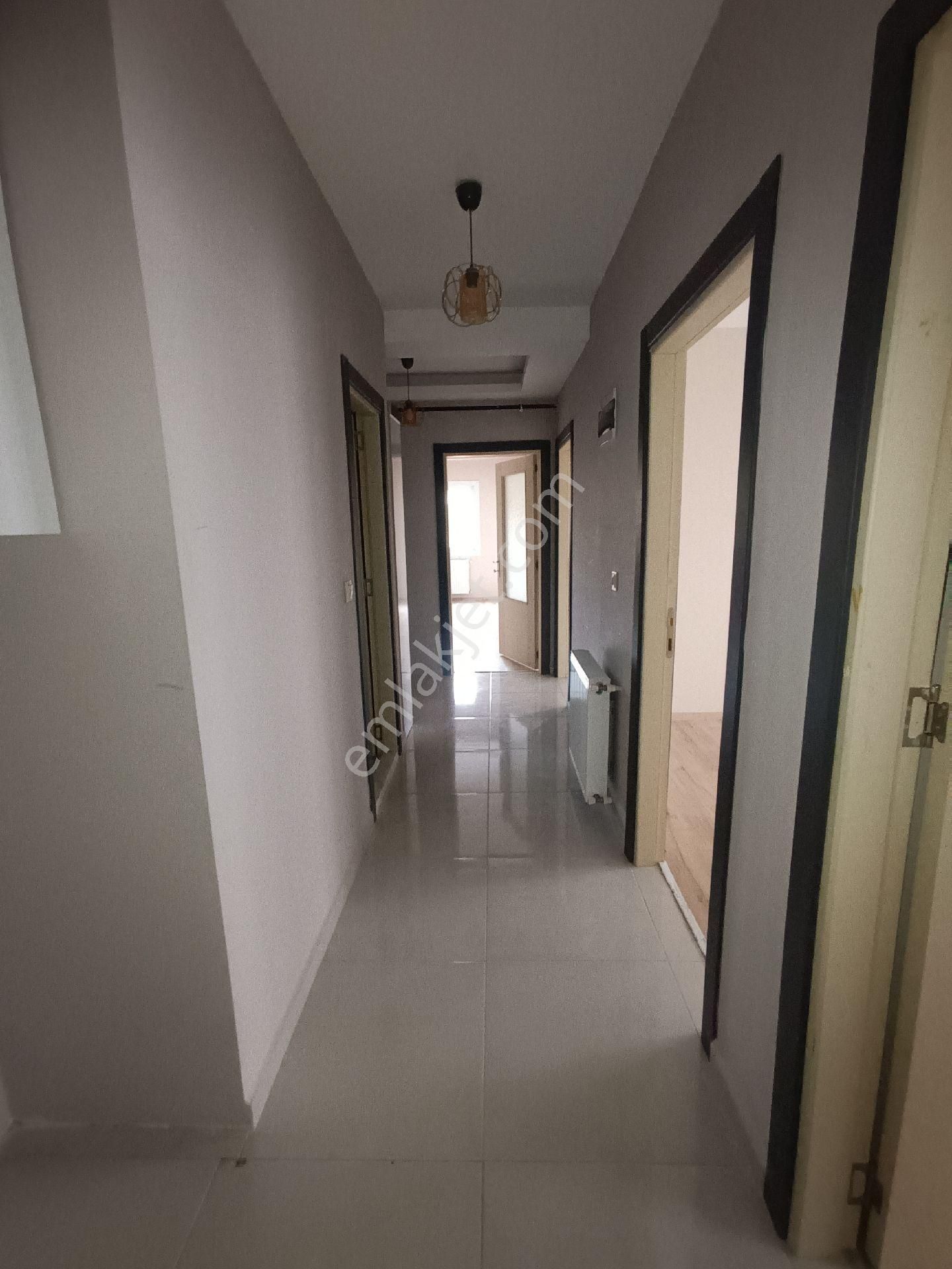 Atatürk Mahallesi'nde 130 Metrekare Kiralık 3+1 Daire - Görsel 2