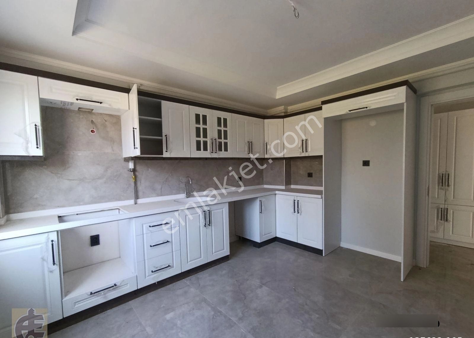 Akkuş Emlak'tan Satılık 2+1