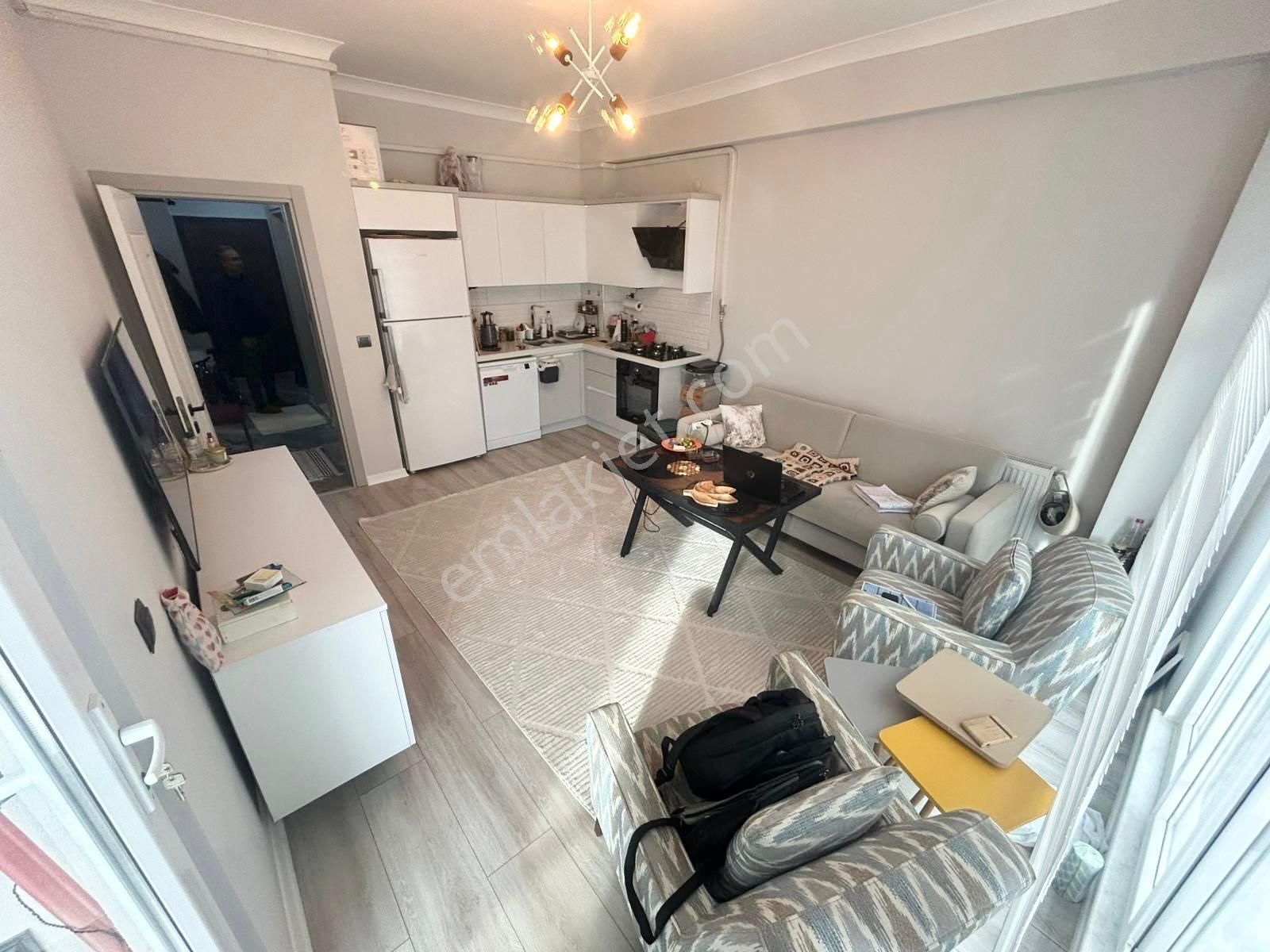 Yükselden Kadıköyde Çift Banyo Geniş Teraslı Manzaralı 2+1 Satılık Dubleks - Görsel 3