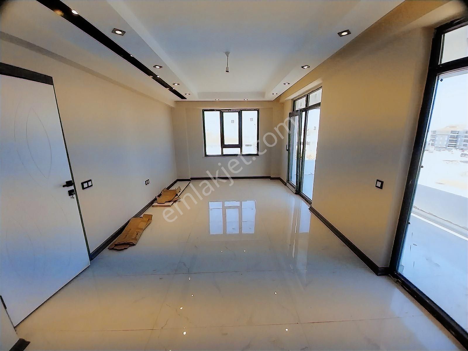 71 Evler Bulvar Yakını Özel Garajlı Satılık Sıfır 3+1 Daire - Görsel 2