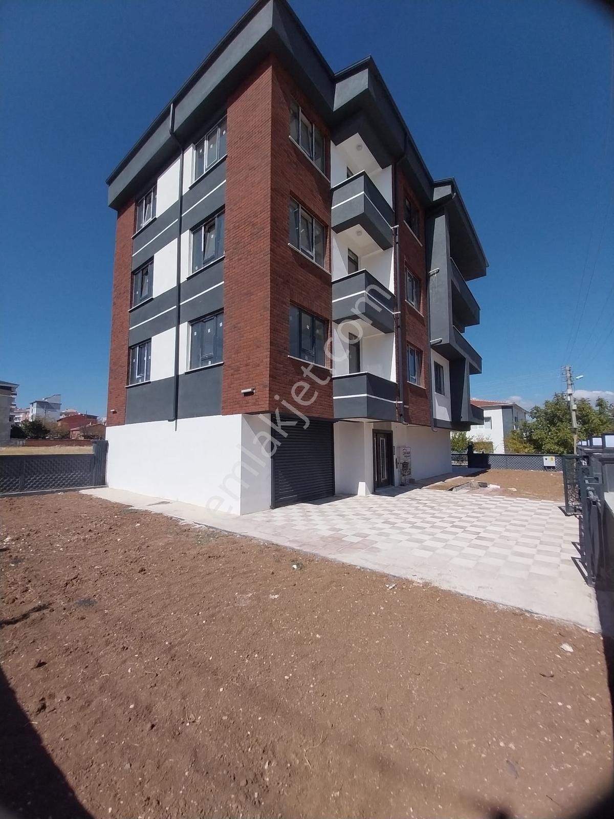 71 Evler Bulvar Yakını Özel Garajlı Satılık Sıfır 3+1 Daire - Görsel 4