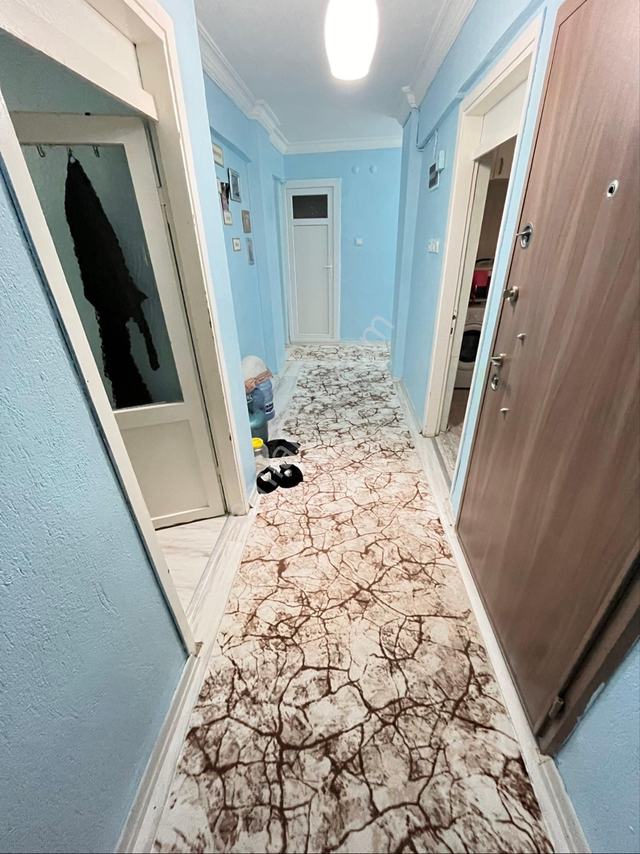 Yeşılyurtta Manolya Parkı Yakınında Çift Cepheli Temiz Bakımlı Arakat Daire - Görsel 27