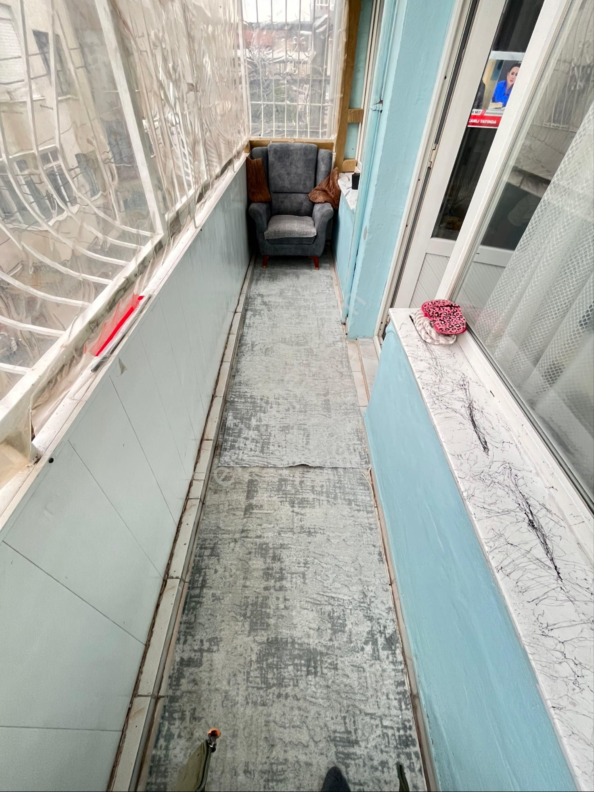 Yeşılyurtta Manolya Parkı Yakınında Çift Cepheli Temiz Bakımlı Arakat Daire - Görsel 35