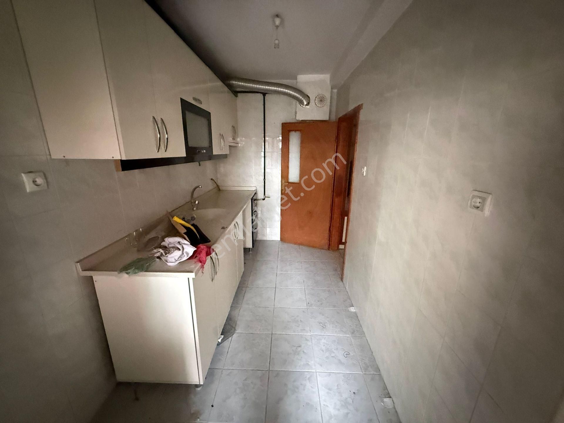 Bilgen Vatan'dan Aktepe Adnan Menderes'te Yüksek Giriş Kat Ön Cephe Balkonlu 2+1 Satılık Daire - Görsel 16