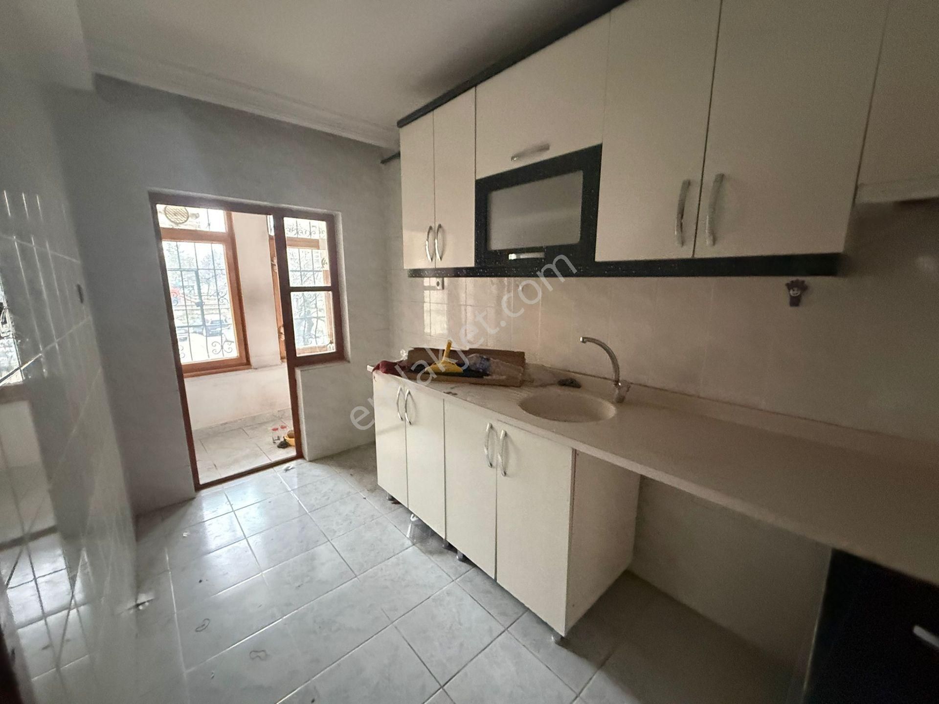 Bilgen Vatan'dan Aktepe Adnan Menderes'te Yüksek Giriş Kat Ön Cephe Balkonlu 2+1 Satılık Daire - Görsel 11