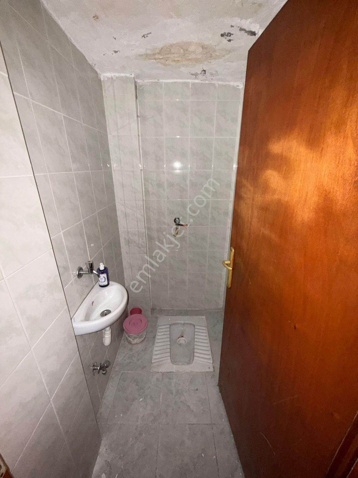 Bilgen Vatan'dan Aktepe Adnan Menderes'te Yüksek Giriş Kat Ön Cephe Balkonlu 2+1 Satılık Daire - Görsel 20