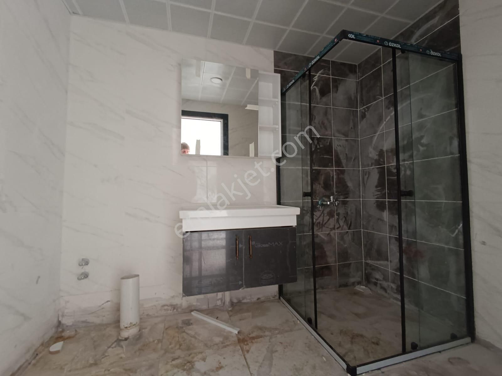 Kent'ten Kıbrıs Köyü Girişi Yeşilbayır Merkez Saat Kulesi Yakını Çok Katlı Sitede Uygun Fiyata!!! - Görsel 17